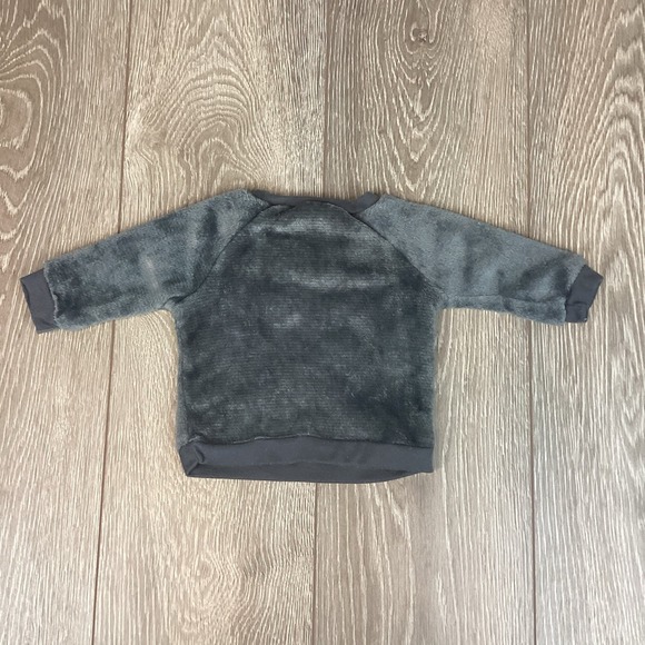 Cute Disney Baby Mickey Gray Warm Faux Fur‎ Pullover Sweater 3-6 Months Infant - Picture 4 of 5